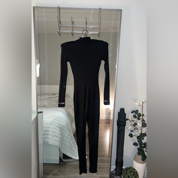 lucky label long sleeve romper - Picture 5 of 5